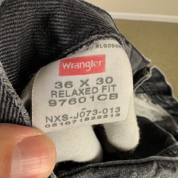 Wrangler Faded Black Straight Leg Denim Jeans US Men's 36x28 - Picture 3 of 6